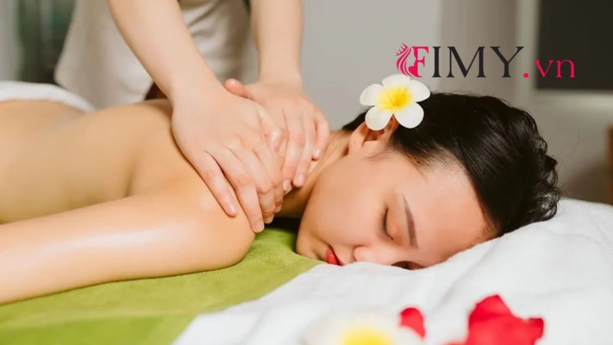 Massage Thư Giãn Tại Nhà: Giải Pháp Giảm Căng Thẳng Hiệu Quả